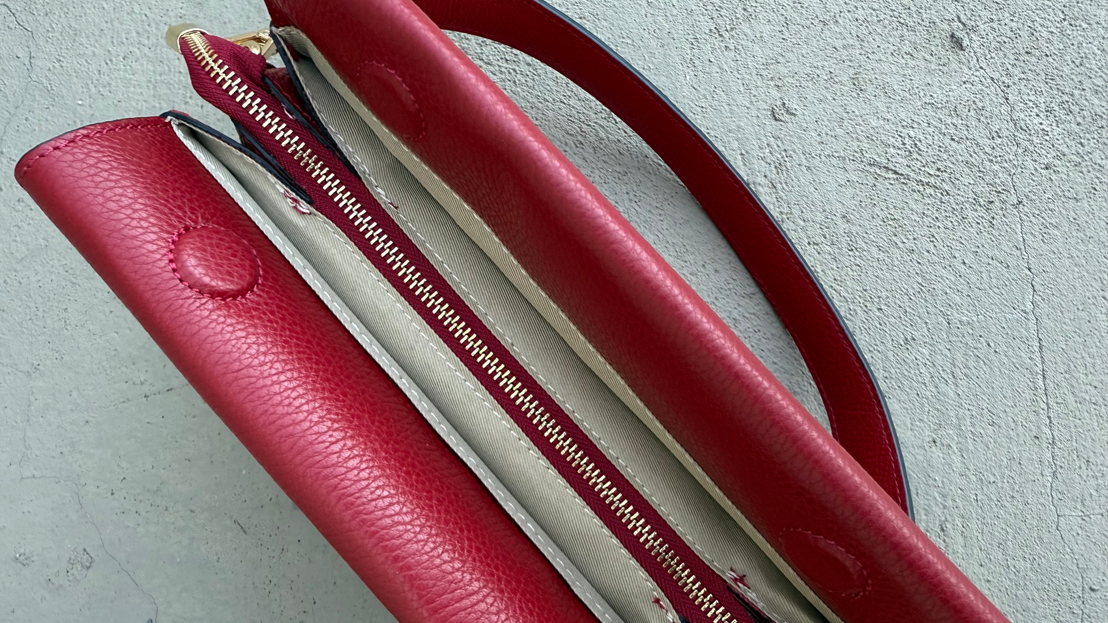 ATHENA - CHERRY RED