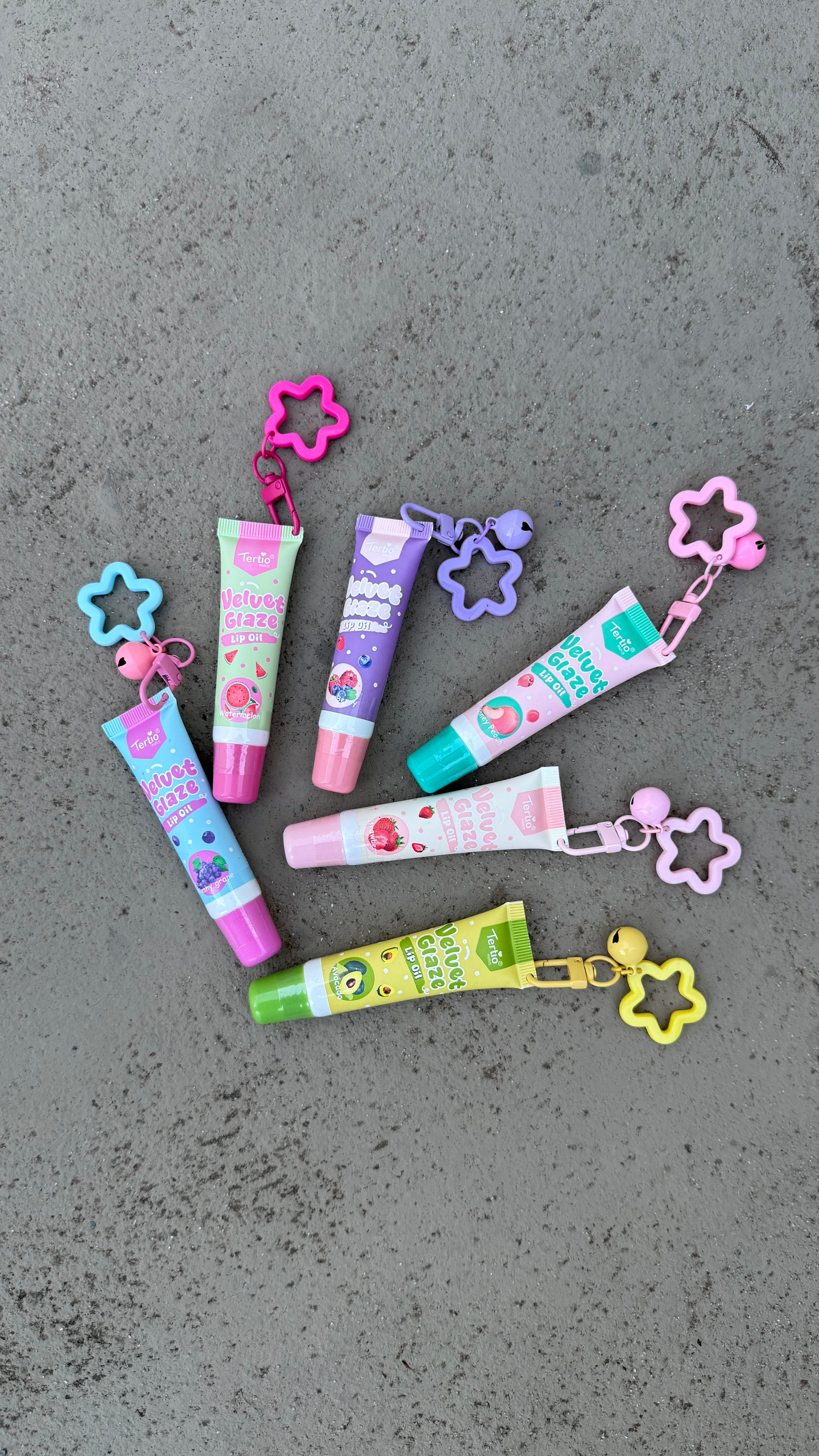 LIP OIL CHAIN